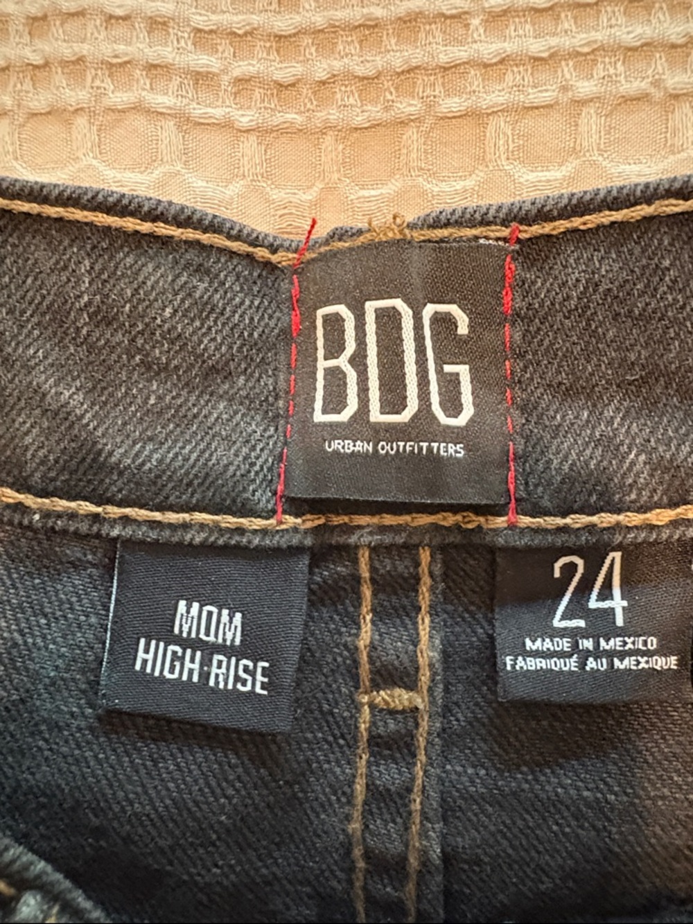 BDG Mom High-Rise Rolled Hem Jean Shorts in Black - Picture 2 of 7